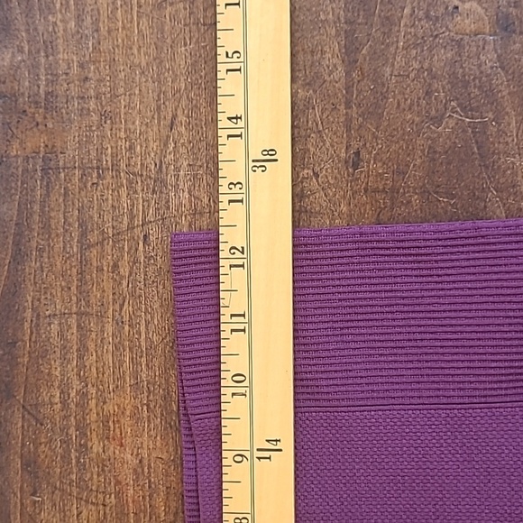 Gymshark Power Down Leggings Women's sz M Maroon Textured Active Pants Gym Wear - Picture 6 of 8